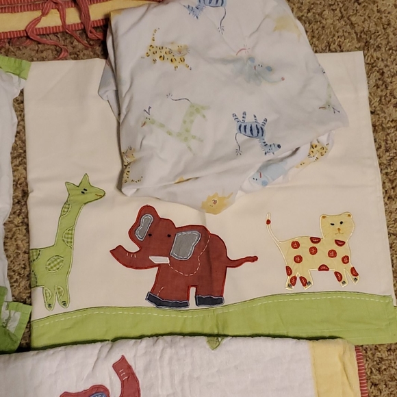 Pottery Barn kids/infant crib mattress set. - Picture 3 of 8